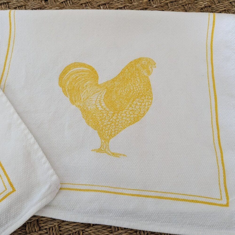 2 Town & Country Living Kitchen Towels - Yellow Roosters on White Towel - USA - Picture 4 of 8